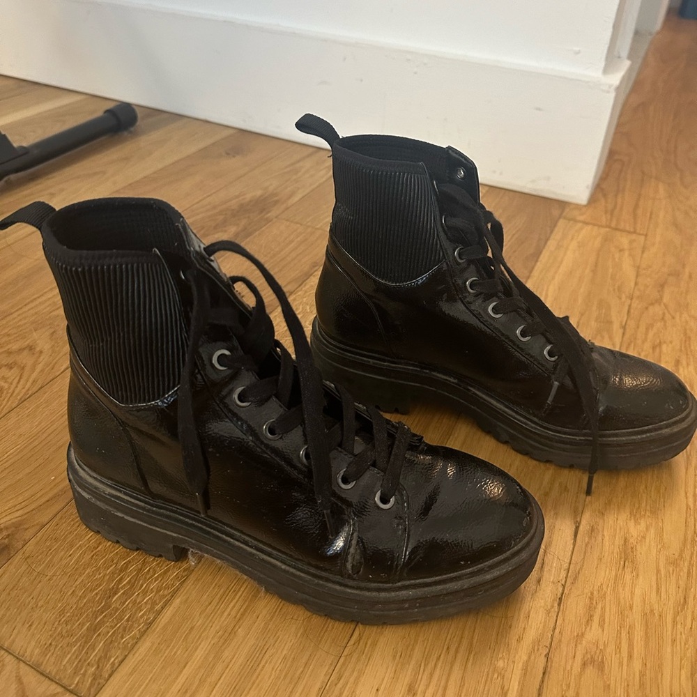 Kenneth Cole Rhode Patent Leather Lug Sole bootie